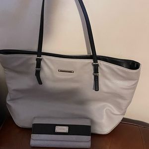 Nine West Pocketbook and matching wallet